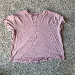 Lululemon T-shirt